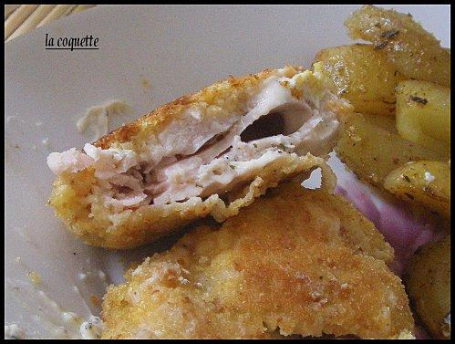 des cordons bleu et des potatoes extra. des cordons bleu et des potatoes extra.