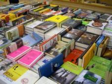 Un organisme de charité tue le marché du livre d'occasion