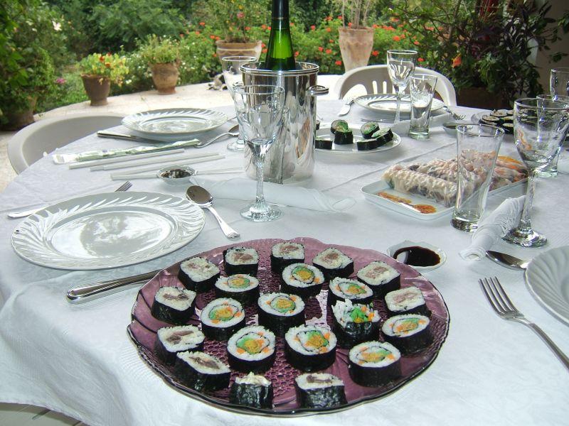 La convivialité d’un repas sushis entre amis dscf2267.jpg