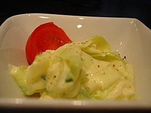 Salade de courgettes au curry Salade de courgettes au curry