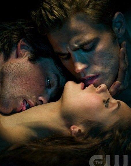 the-vampire-diaries-nouvelle-promo-sexy-L-1.jpeg