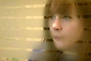 La femme invisible, d'après une histoire vraie / Agathe Teyssier