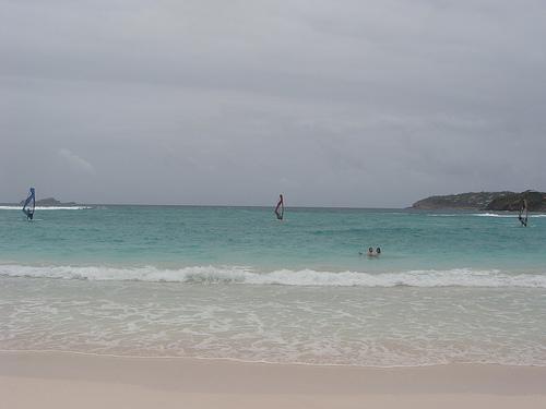 Etablissement des français dans les iles de lAmérique (XVIIe) St. Jean Beach