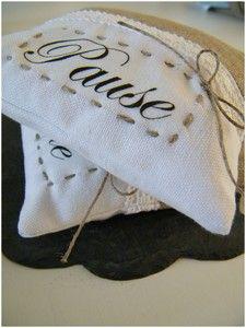 A LA PORTE...Dedans, dehorsDans la cuisine ou coté Jardin... DSCF0688