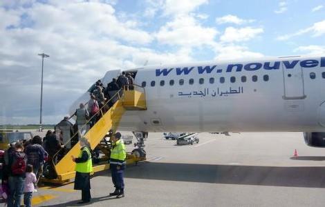 Tunisie – France : Fausse alerte de grippe A H1 N1 à bord d'un avion de Nouvelair