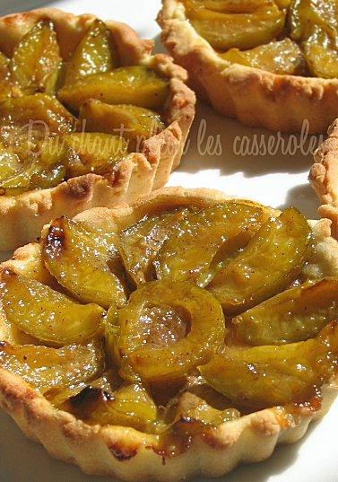 Des kilos de prunes et des tonnes d'ennui. Tartes aux reines-claudes, muscovado et fleur de sel Des kilos de prunes et des tonnes d'ennui. Tartes aux reines-claudes, muscovado et fleur de sel