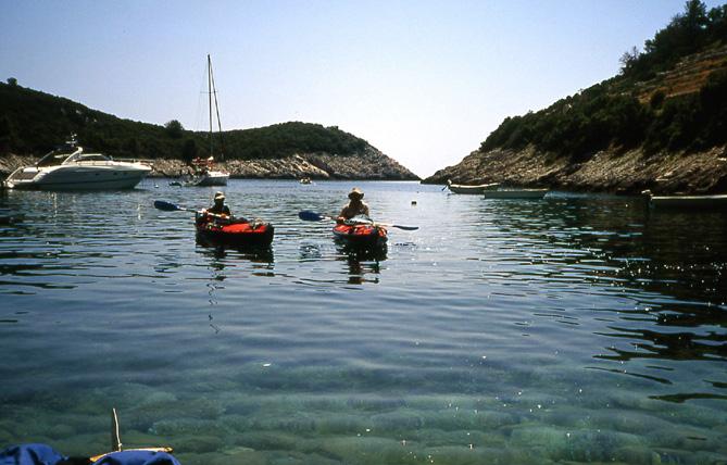 croatie-kayaks-plage-luka.1248350638.jpg