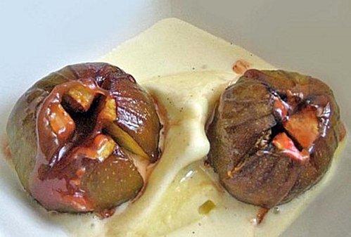 FIGUES AU CARAMEL AU BEURRE SALE, DESSERT DE PARESSEUSE FIGUES AU CARAMEL AU BEURRE SALE, DESSERT DE PARESSEUSE