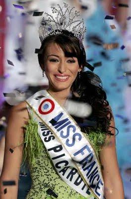 Miss Univers 2009 : Chloé Mortaud finit 6ème ! Miss Univers 2009 : Chloé Mortaud finit 6ème !