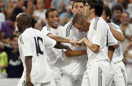 Real Madrid ... vidéo du doublé de Benzema et du bijou de Lass Diarra
