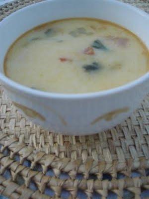 Soupe d'or de rouget-barbet au lait de coco Soupe d'or de rouget-barbet au lait de coco