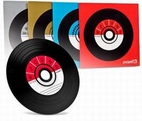 Cd-rom imitation 45t en vinyle, 12,90€ les 4. Cd-rom imitation 45t en vinyle, 12,90€ les 4.
