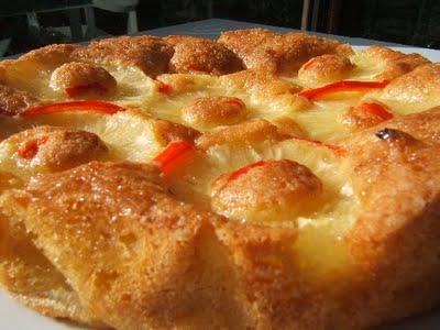 Gâteau à l'ananas et poivron rouge au sirop de gingembre
