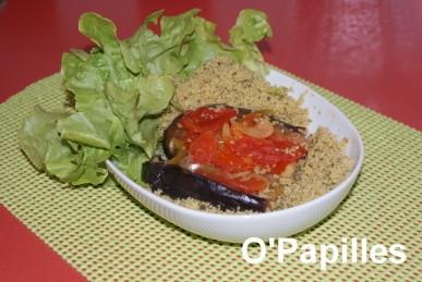 Aubergines farcies à la sauce tomate et poivron aubergines-sauce-tomates05.jpg