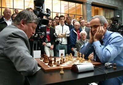 Karpov face à Kasparov