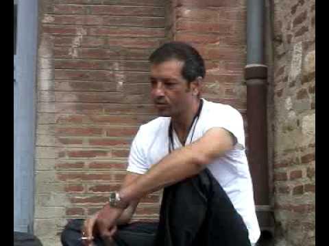 Visa pour l’Image, interview du photographe Zalmaï Image de prévisualisation YouTube