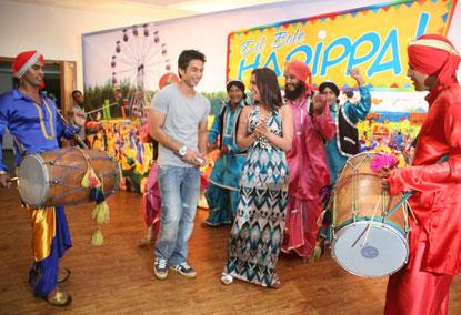 Rani Mukherjee et Shahid Kapoor en pleine promo de 