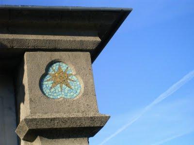 ne chantez pas la mort... ne chantez pas la mort...