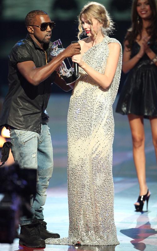 Kanye West humilie Taylor Swift aux MTV Video Music Awards 2009 