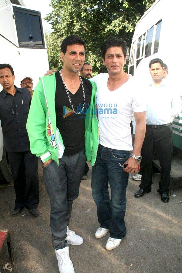Shahrukh Khan sur le tournage du film de Akshay Kumar 