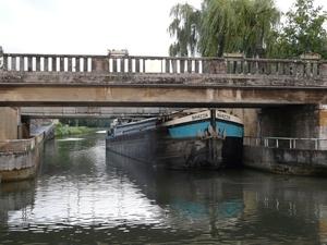 Belle marche arrière du BRAZZA au CHESNE Belle marche arrière du BRAZZA au CHESNE
