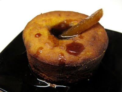 Moelleux au potimarron, aux épices et son coulis d'orange Moelleux au potimarron, aux épices et son coulis d'orange
