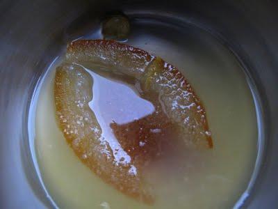 Moelleux au potimarron, aux épices et son coulis d'orange Moelleux au potimarron, aux épices et son coulis d'orange