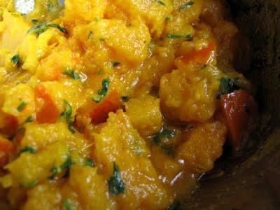 Moelleux au potimarron, aux épices et son coulis d'orange Moelleux au potimarron, aux épices et son coulis d'orange