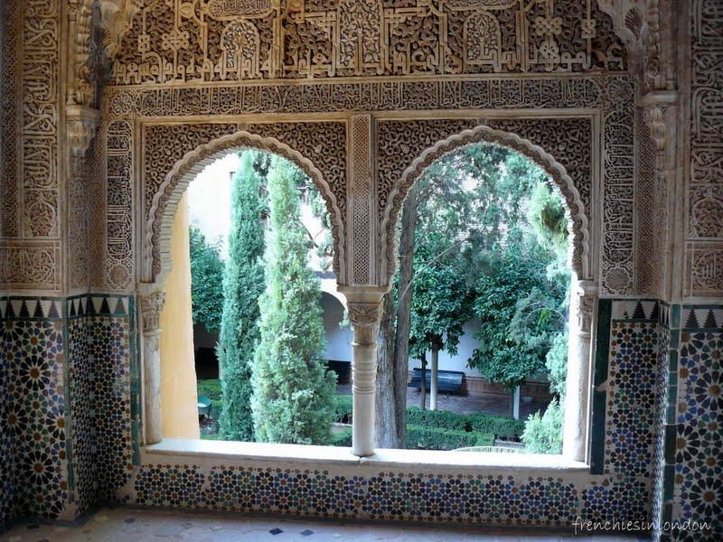 Grenade, l'alhambra, le palais Nasrides