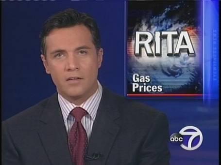 Un journaliste viré pour homosexualité alors que son patron est gay ? Un journaliste viré pour homosexualité alors que son patron est gay ?