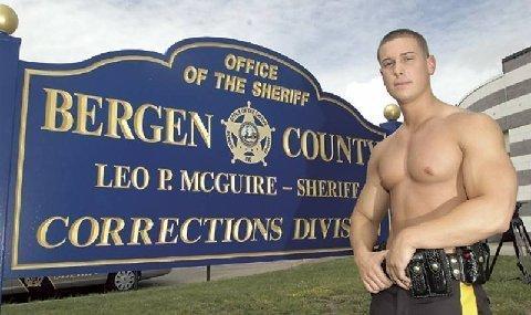 Policiers sexy ... Policiers sexy ...