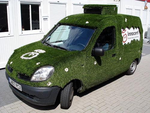 Innocent voudrait passer incognito ? Kangoo_Innocent_covering