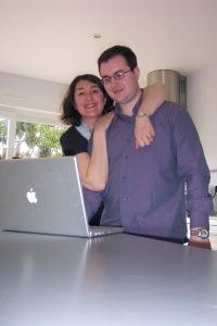 Un site e commerce enfant offre 20000€ à ses clients La boss laurence et l'ingénieur Arnaud