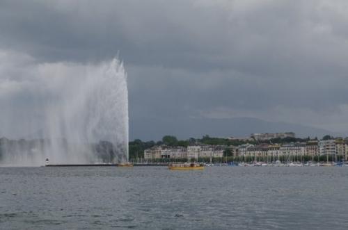 Le Jet d'eau en 30 jours (mois de septembre) 9535_1166594777976_1621127854_463123_5298980_n.jpg