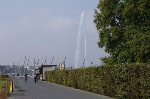 Le Jet d'eau en 30 jours (mois de septembre) 9535_1181475589987_1621127854_503933_1960460_n.jpg