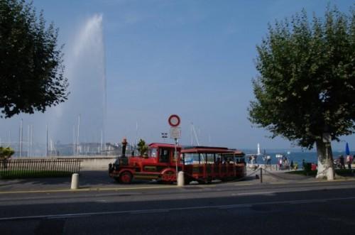 Le Jet d'eau en 30 jours (mois de septembre) 9535_1182237489034_1621127854_505845_1055597_n.jpg