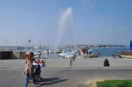 Le Jet d'eau en 30 jours (mois de septembre) 9535_1182237529035_1621127854_505846_3537449_n.jpg