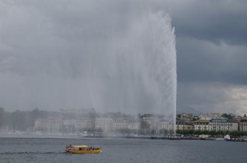 Le Jet d'eau en 30 jours (mois de septembre) 9535_1166595497994_1621127854_463140_8112243_n.jpg