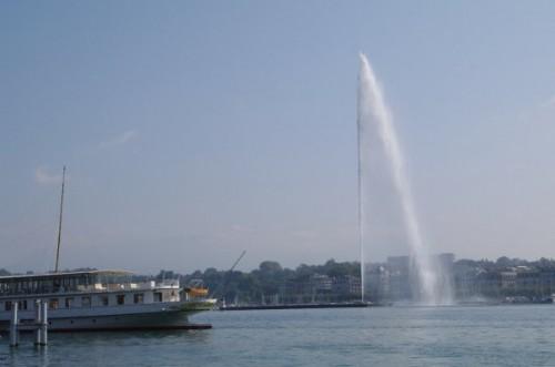Le Jet d'eau en 30 jours (mois de septembre) 9535_1184226898768_1621127854_512329_7079698_n.jpg