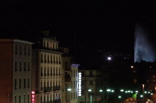Le Jet d'eau en 30 jours (mois de septembre) 9535_1167639644097_1621127854_466643_2318735_n.jpg