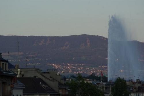 Le Jet d'eau en 30 jours (mois de septembre) 9535_1168271859902_1621127854_468463_8048438_n.jpg