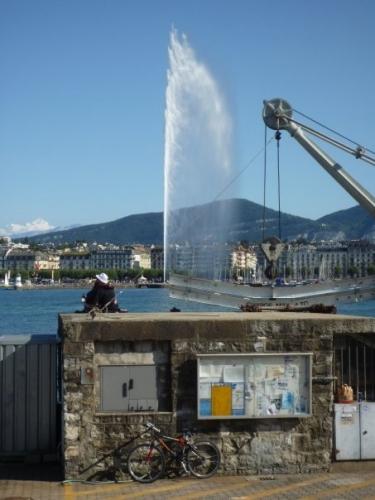 Le Jet d'eau en 30 jours (mois de septembre) 9535_1168817473542_1621127854_470559_1542915_n.jpg