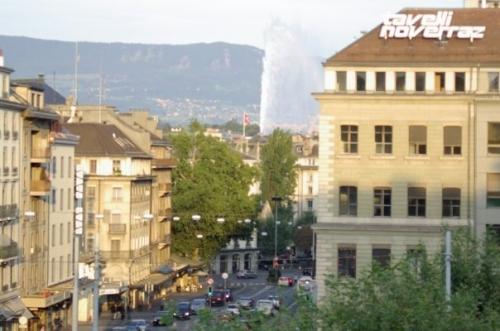 Le Jet d'eau en 30 jours (mois de septembre) 9535_1169593452941_1621127854_472835_1070843_n.jpg