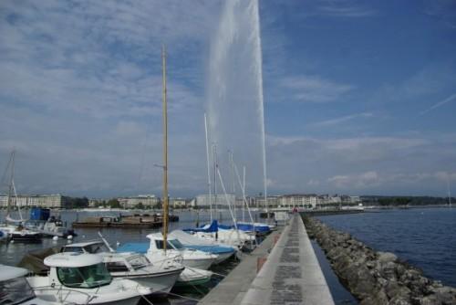 Le Jet d'eau en 30 jours (mois de septembre) 9535_1175325116229_1621127854_488138_6440560_n.jpg