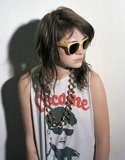 Uffie • Pop The Glock (Clip) Uffie • Pop The Glock (Clip)