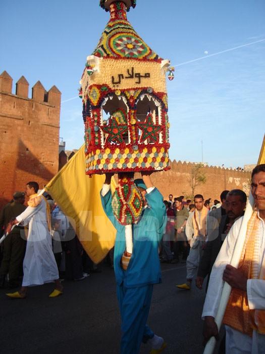 Sale, ses monuments et sa fete de cierges http://photosmaghreb.canalblog.com/images/DSC04387_7E02.jpg