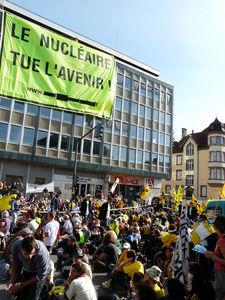 Fermons FESSENHEIM - Colmar : rassemblement antinucléaire le 3 octobre - Vos papiers ! P1260747