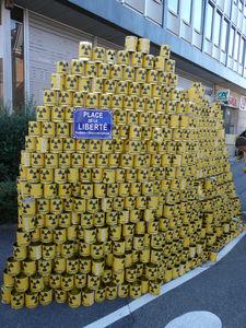 Fermons FESSENHEIM - Colmar : rassemblement antinucléaire le 3 octobre - Vos papiers ! P1260601