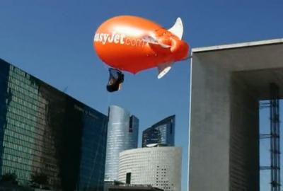 Easy Jet : les avions en papier ont la cotes! Easy Jet : les avions en papier ont la cotes!