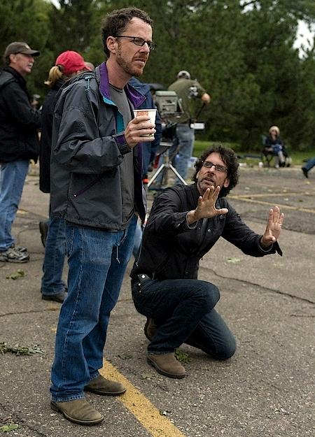 A Serious Man : 17 photos & 1 vidéo a-serious-man